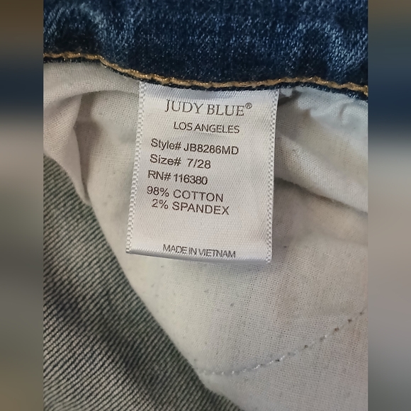 Judy Blue Boyfriend Jean W28 - Picture 13 of 14